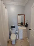 NEW - Most affordable 1 bedroom close to Downtown 4 miles & Beach 6 miles Hotel dekat Fort Sumter National Monument