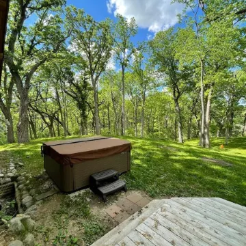 Beautiful Log Cabin Retreat on 6 Acres of Forest Only 10 Minutes to Lake Geneva.