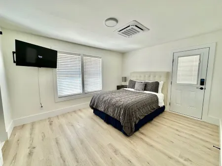 Chapel Farm 4br house in Spartanburg, sleeps 12.