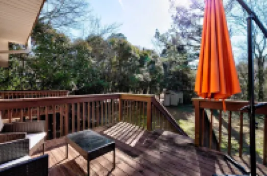 Modern Comfort in Updated Townhouse with 2 Private Bedrooms & Bathrooms