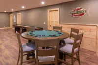 NEW Construction Lake House with Paddle Boards, Kayaks, Shuffleboard & More!