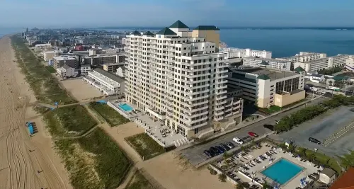 Luxury Gateway Grand #603: Stunning Ocean & Bay Views, Outstanding Amenities ... - Jacuzzi