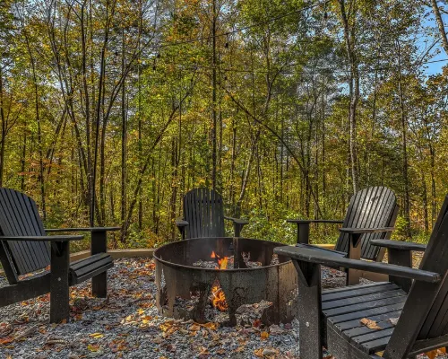 Rustic Log Cabin Retreat, Hot Tub + Firepit Hotels in Cherry Log