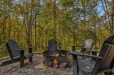 Rustic Log Cabin Retreat with Hot Tub + Firepit