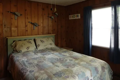 Feel of an "Up North" cottage with the convenience of in-town East Tawas