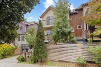 Charming 3BR Townhome near DT Seattle W/ Balcony! Hotels near Target
