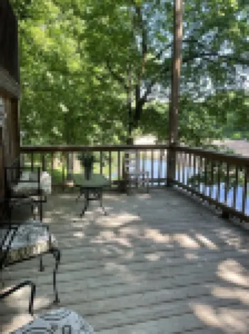 Mama Bears Cozy Creekside Cabin at Up The Creek