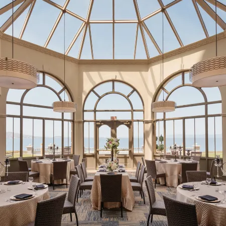 Embassy Suites by Hilton San Francisco Airport Waterfront