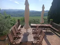 Podere Tresa Farmhouse Umbria-Tuscany Border for Families and Friends- Private Pool