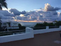 House by the sea, private pool, sea view, roof terrace, air conditioning, WLAN, sep. Studio