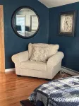 Rustic Cozy  Large 1-Bedroom, Queen Size Bedpriced Per-Person Rate