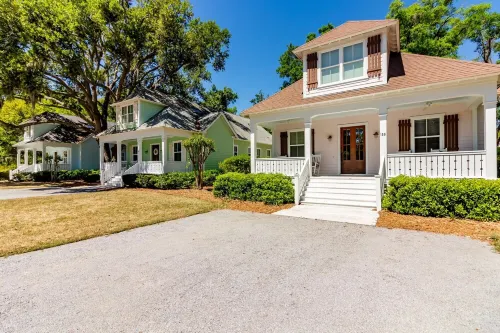 Beautiful Cottage on Hilton Head Island, Pink