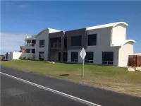 Gillian's on the Beachfront Port MacDonnell, the Best View in Town.