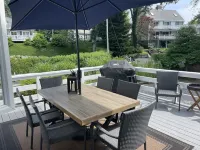 Charming classic Cape Cod home in Centerville village. 1mile to Craigville beach