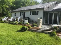 Guest House surrounded by national forest