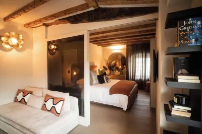 The Suite - Historic Center