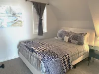 Gorgeous lake house with sandy beachfront. Welcome to Lost  World Landing