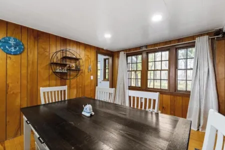 Family Friendly  Lakefront -  Dock & Game Room Perfect for Relaxation and Fun