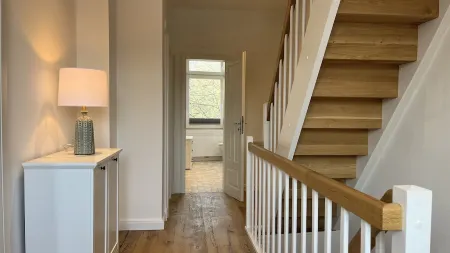 Large canal house - Simmerdeis on the canal