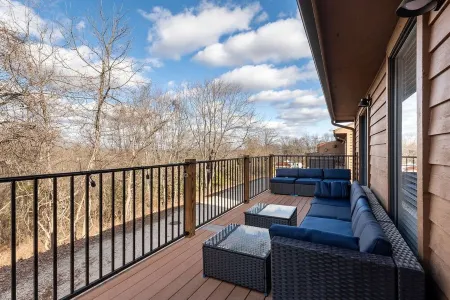 Modern Branson Family Cabin | Game Room | Sleeps 12