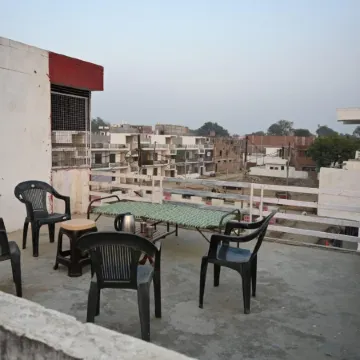 Jankivihar Homestay at Prahladghat Within 1km from Shri Ram Mandir