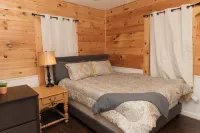 Crowns' Cabin at Ramp 11 Retreat by Concord Sun