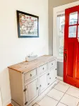 Downtown Two Bedroom Craftsman Home- 2 Minute Walk to the Plaza
