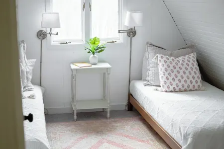 Cabin Getaway on Walter Stone