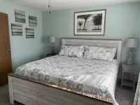 Beautiful Port Clinton Condo with Lake View! Short Walk to the Jet Express!