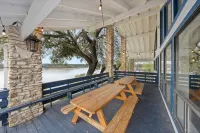 Peaceful Lake Front Home Sleeps 12