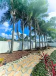 Tropical Paradise - Private Heated Pool • Screened Lanai • No Cleaning Fee Hotels near Gibsonia Flowers