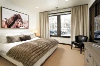 7 Million Luxury Residence at “Monarch on the Park”Downtown Aspen with Parking