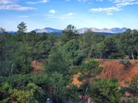 2 bedroom modern home in a private neighborhood10% weekly/15% monthly discount