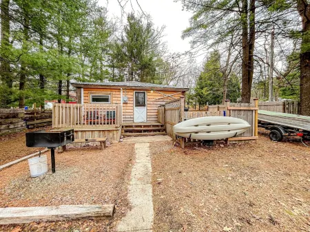 Private,Backyard BBQ,Campfire, Kayak,Fish,Wis Dells,Utv,Hike,Winery,Swim,Pets,