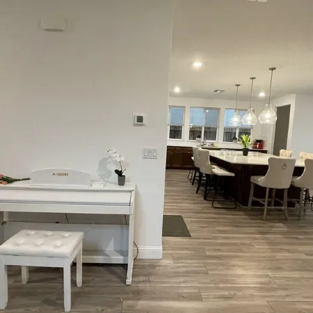 Charming Sequoia Vista - Beautiful brand new house , just 25 min to Sequoia NP