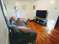 *New* The Foundry Getaway 2BR / 1 BR Hotels in Saranac Lake