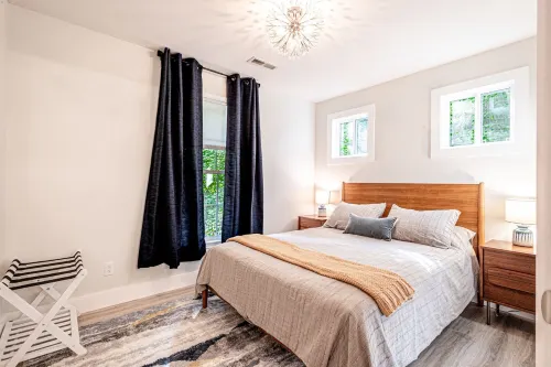 Renovated Cozy Cottage in Bryson City! Experience the Cool Smokies!