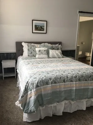 Newly renovated unit in downtown Maysville’s Entertainment District. Hotel dekat Lowe's Garden Center