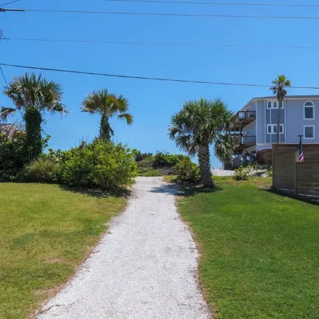 Beach Access Oasis with Heated Pool and Guest Suite
