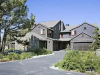 Luxury Lodges of Snowcreek - On the Golf Course