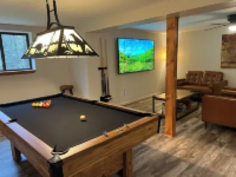 Wooded Retreat in Poconos Mountain Resort w/ Firepit and Kayaks!