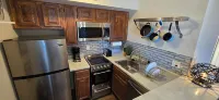 Cozy Updated Cove of Heaven, 5 mins from Lake Hefner and mall. Centrally located