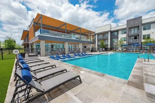 Charming 1-bedroom apartment in Fort Worth with WiFi, AC, fitness room