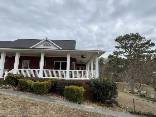 Wonderful House on Weiss Lake! Two piers and nearby boat launch. Sleeps 16 - 3-Star