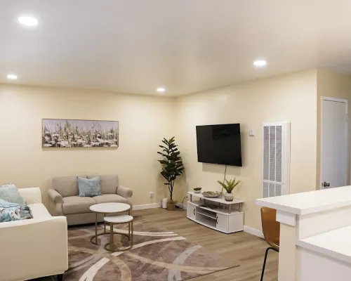 Newly renovated 2B/1b in Downtown Hotels in Lafayette