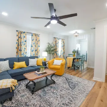 Cottage Row: Leontyne