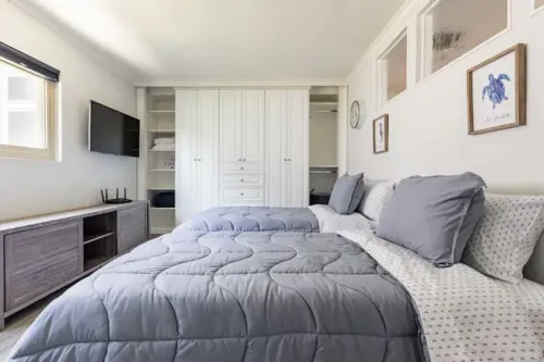 Prime location in Coronado — everything within a 5 min walk!