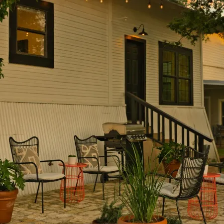 Hill Country Hickory House-Walk to Llano River & Downtown-Free Gym Access