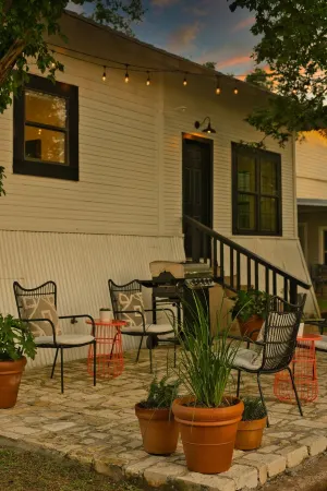 Hill Country Hickory House-Walk to Llano River & Downtown-Free Gym Access