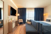 The Editory by the Sea Lagos Hotels near Museu Municipal Dr. Jose Formosinho